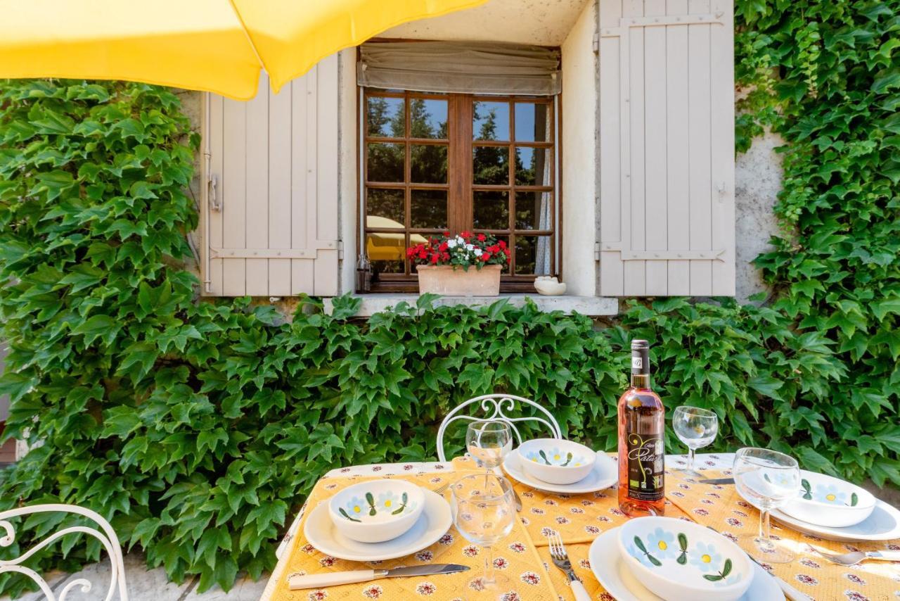 Le Petit Champ Villa Buisson Exterior photo